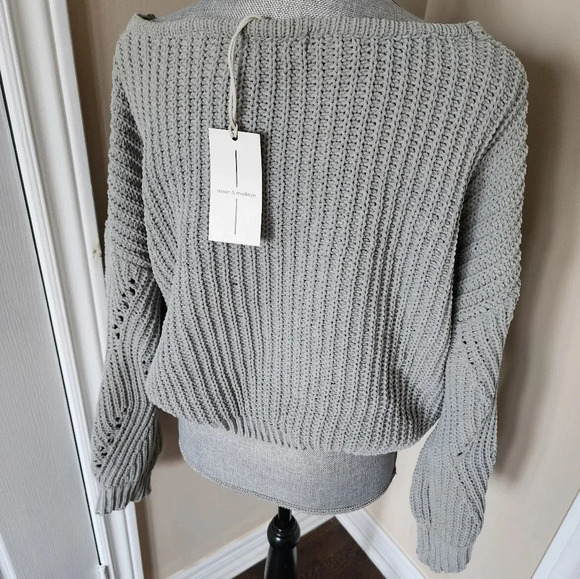Moon&Madison Womens Crop  V neck Sweater Knit Sage Green size L - Picture 4 of 7